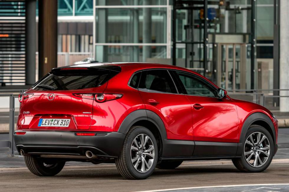 Mazda CX-30: Ετοιμοπαράδοτο με 3 e-Skyactiv κινητήρες 